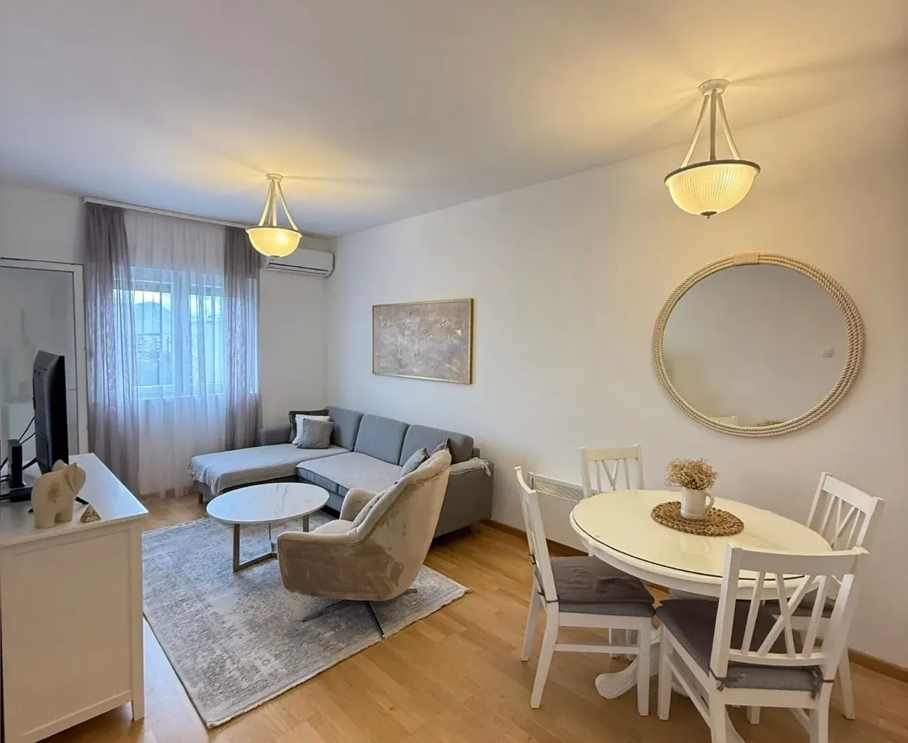Rent, one bedroom apartment, 45m², Pobrežje, Podgorica