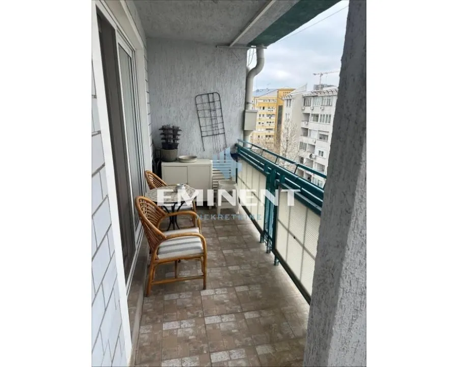 Izdavanje, trosoban stan, 90m², Arena, Novi Beograd Sve Podlokacije