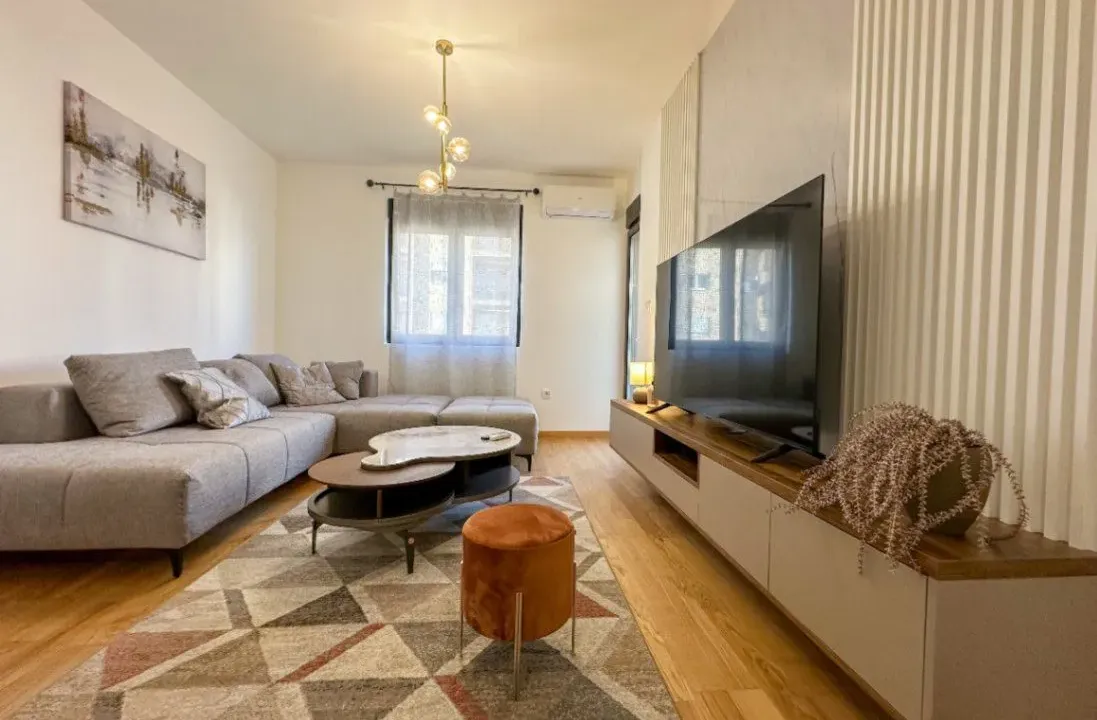 Izdavanje, jednosoban stan, 45m², City Kvart, Podgorica