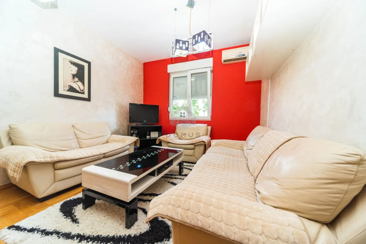 Izdavanje, jednosoban stan, 37m², Stari Aerodrom, Podgorica