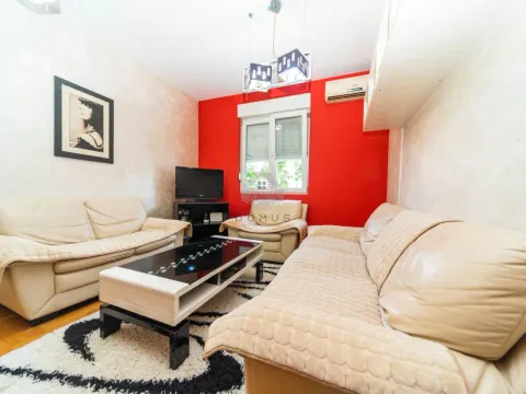 Rent, one bedroom apartment, 37m², Stari Aerodrom, Podgorica - image 2