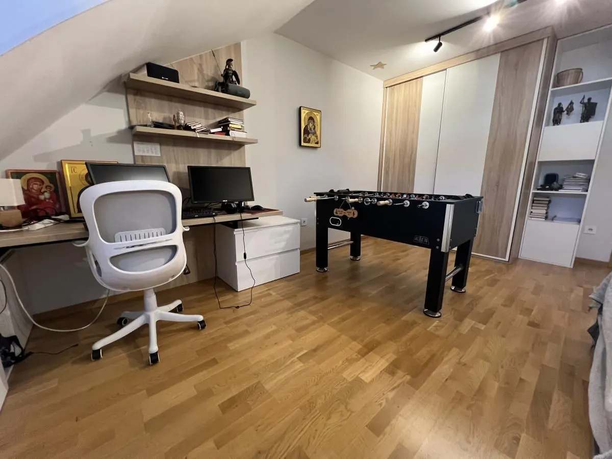 Prodaja, stan, 111m², Sajam, Novi Sad Sve Podlokacije