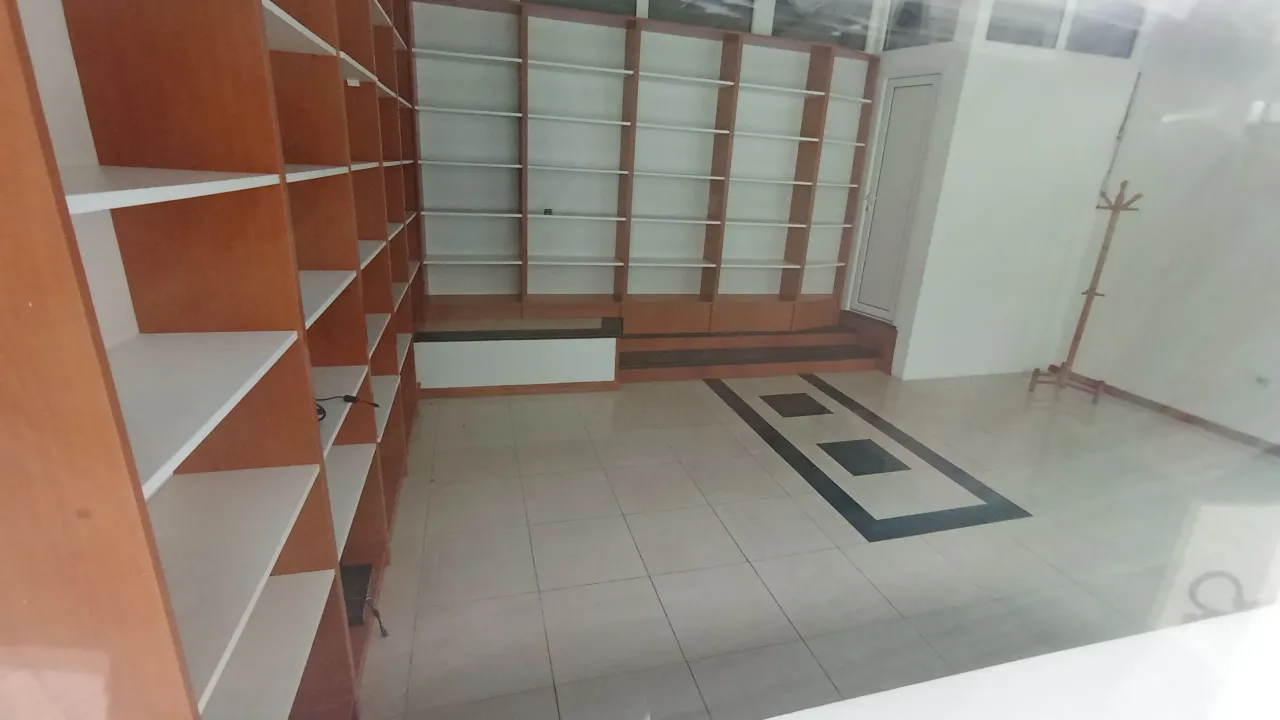 Izdavanje, poslovni prostor, 38m², Preko Morače, Podgorica