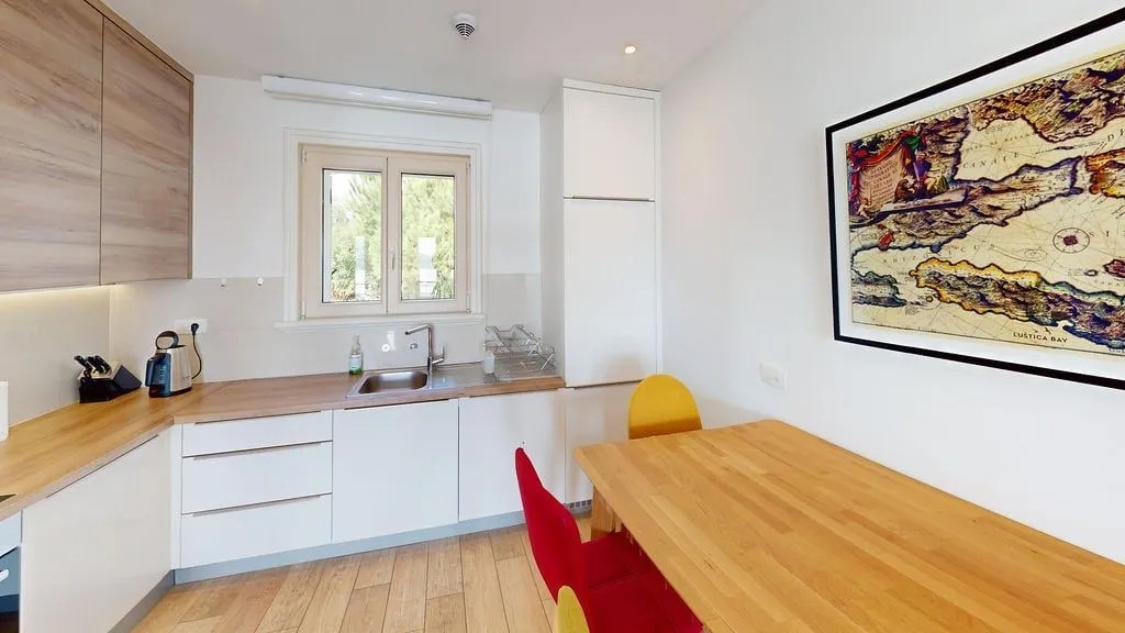 Prodaja, jednosoban stan, 55m², Tivat, Crna Gora
