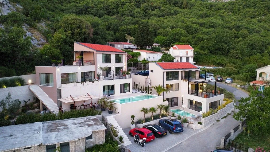 Sale, house, 257m², Kuljače, Budva
