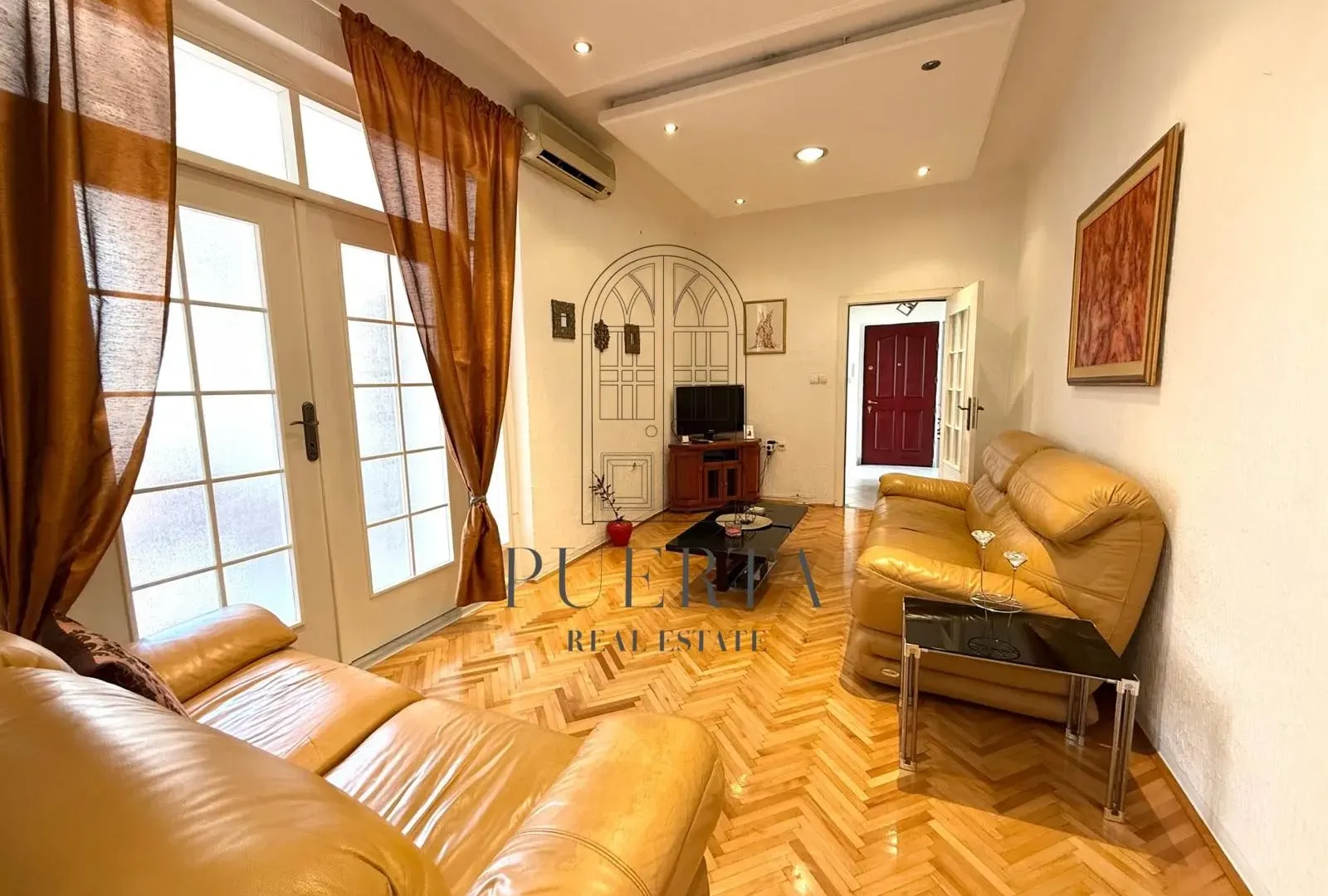 Rent, one bedroom apartment, 70m², Centar, Podgorica