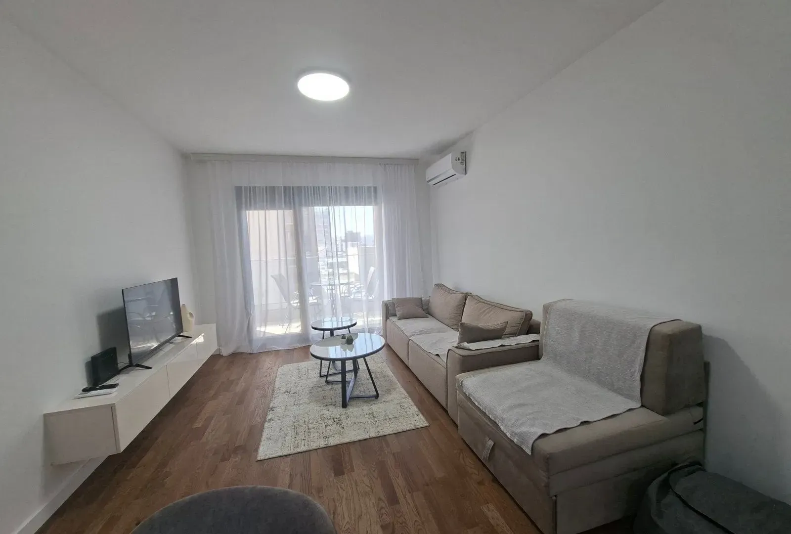 Rent, one bedroom apartment, 50m², Ilino, Bar
