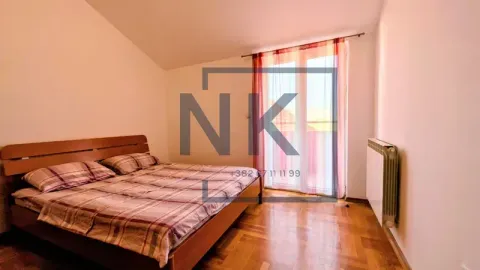 Rent, four bedroom apartment, 150m², Stari Aerodrom, Podgorica - image 8