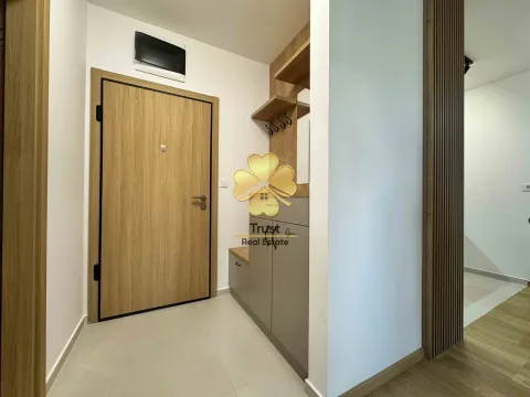 Izdavanje, jednosoban stan, 50m², City Kvart, Podgorica - image 7