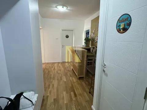 Izdavanje, trosoban stan, 65m², Kej, Novi Sad Sve Podlokacije - image 10