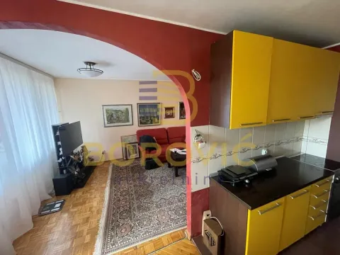 Sale, three bedroom apartment, 75m², Medaković Sve Podlokacije, Beograd - image 5
