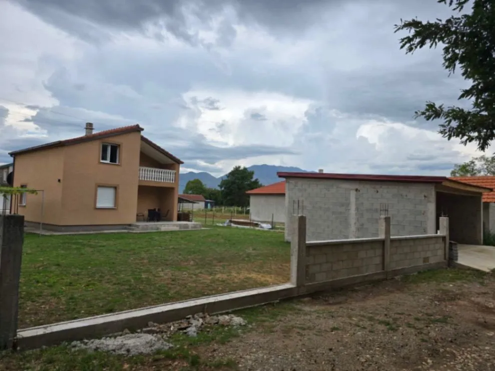 Izdavanje, kuća, 120m², Martinići, Danilovgrad