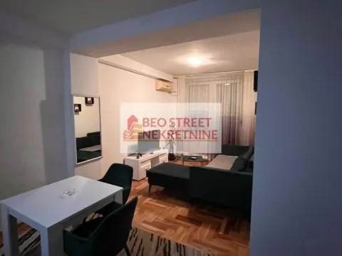 Stan in Đeram Pijaca