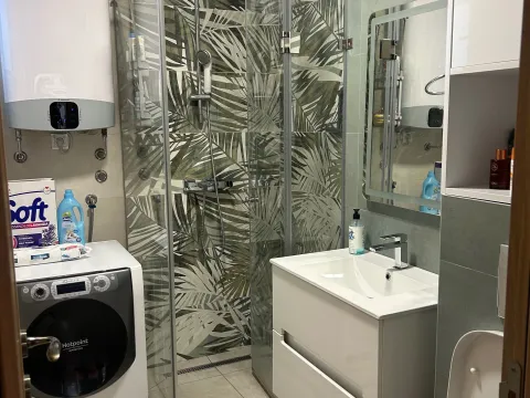 Sale, two bedroom apartment, 75m², Centar, Podgorica - image 11