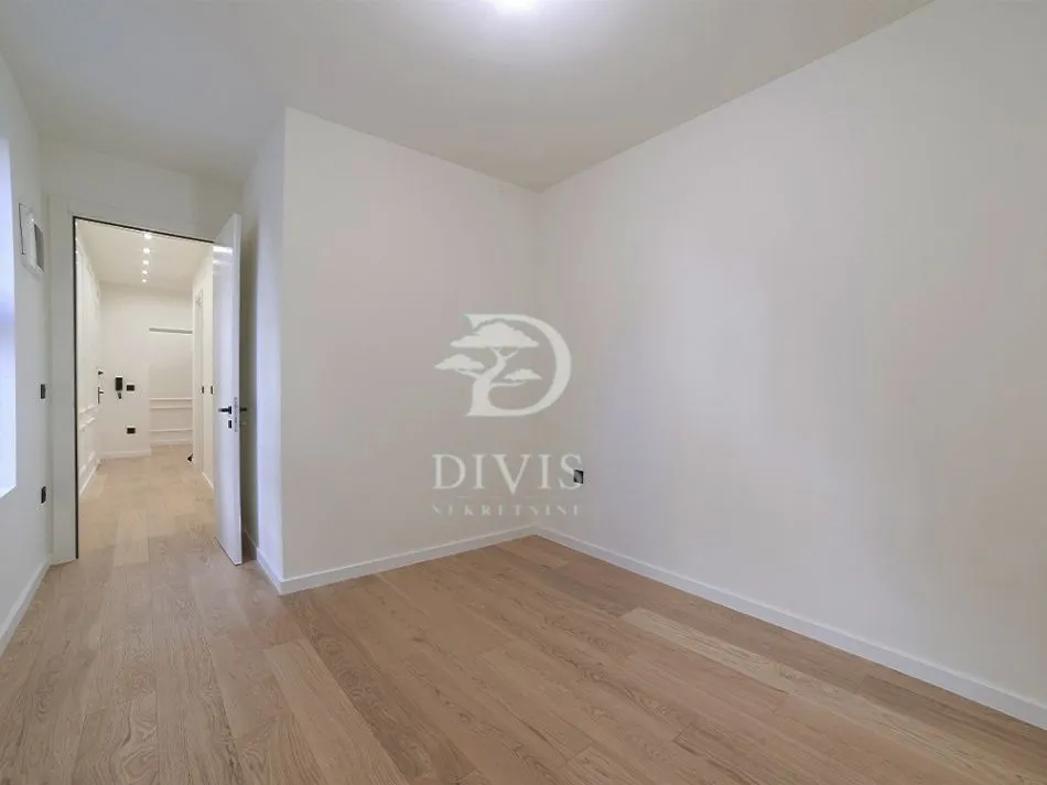 Sale, three bedroom apartment, 70m², Stari Grad, Beograd