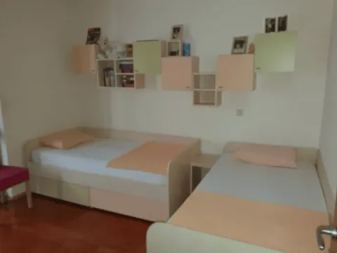 Rent, two bedroom apartment, 81m², Pržno, Budva - image 8