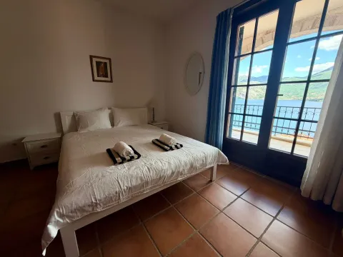 Sale, two bedroom apartment, 87m², Morinj, Kotor - image 15