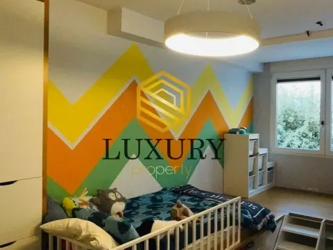 Prodaja, trosoban stan, 122m², Centar, Podgorica - image 4