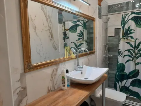 Izdavanje, dvosoban stan, 58m², Stari grad, Novi Sad - image 8