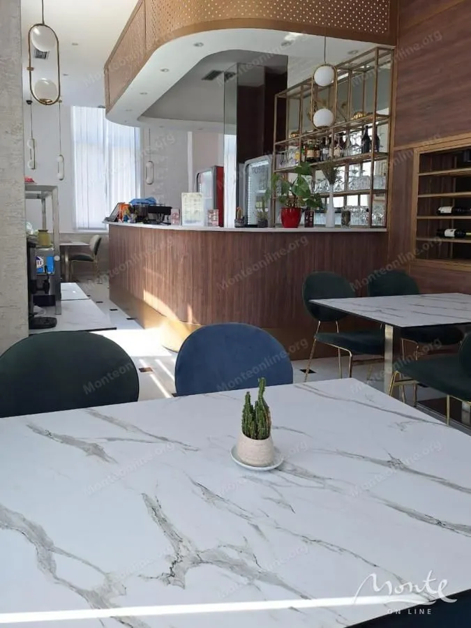 Sale, office space, 735m², Šušanj, Bar