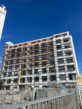 Prodaja, jednosoban stan, 48m², Centar, Bar - image 1