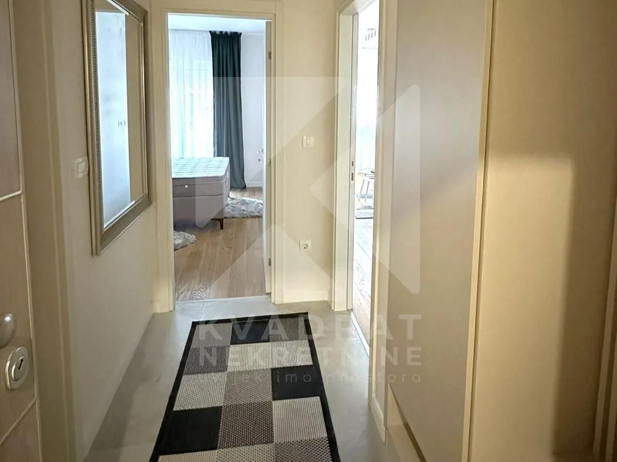 Rent, one bedroom apartment, 47m², Central Point, Podgorica