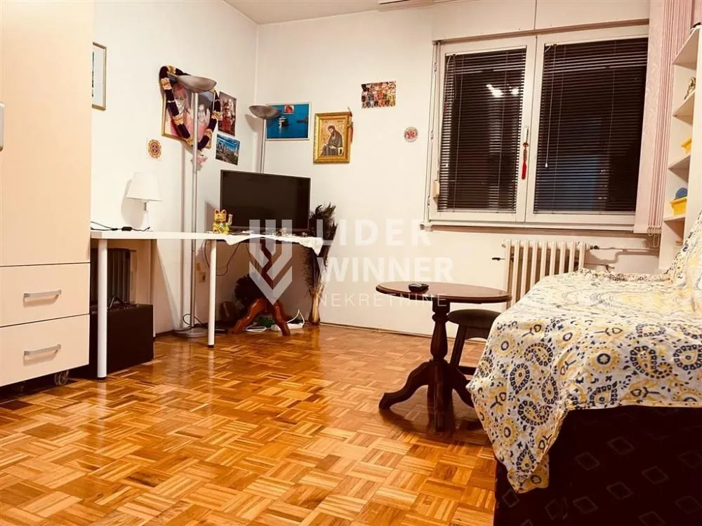 Prodaja, trosoban stan, 101m², Žarkovo, Beograd