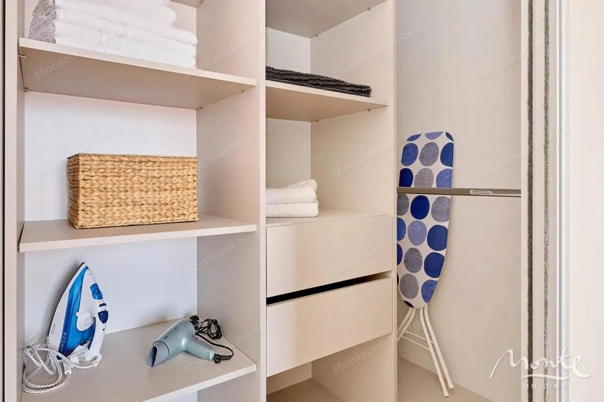 Prodaja, dvosoban stan, 58m², Bečići, Budva