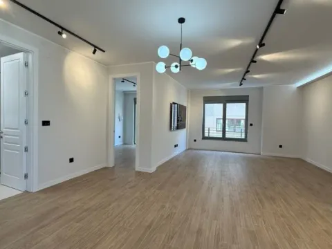 Prodaja, stan, 65m², Kalenić Pijaca, Vračar Sve Podlokacije