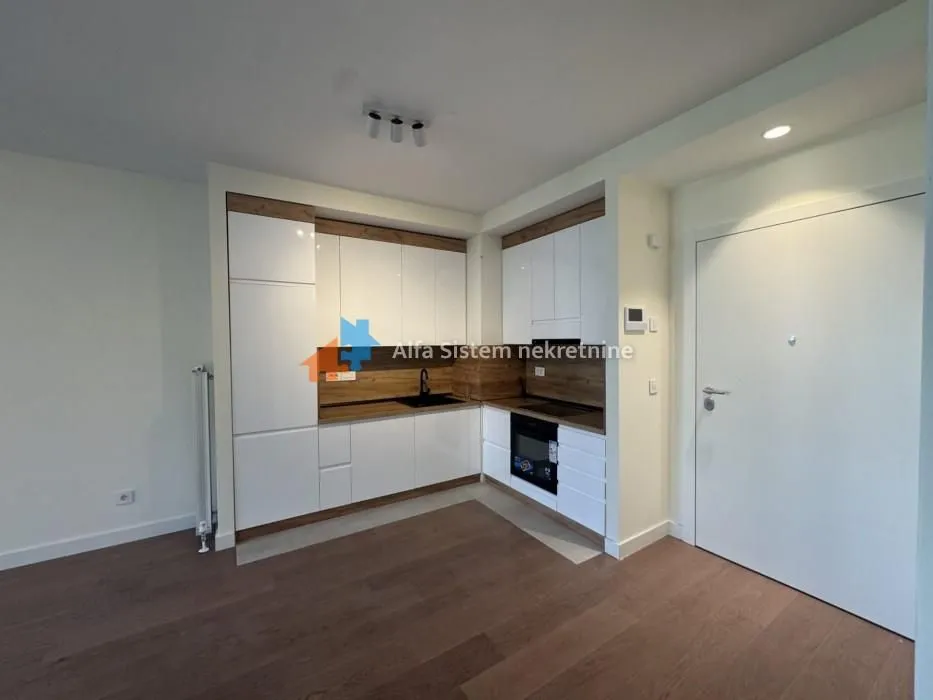 Rent, three bedroom apartment, 78m², Savski Venac, Beograd