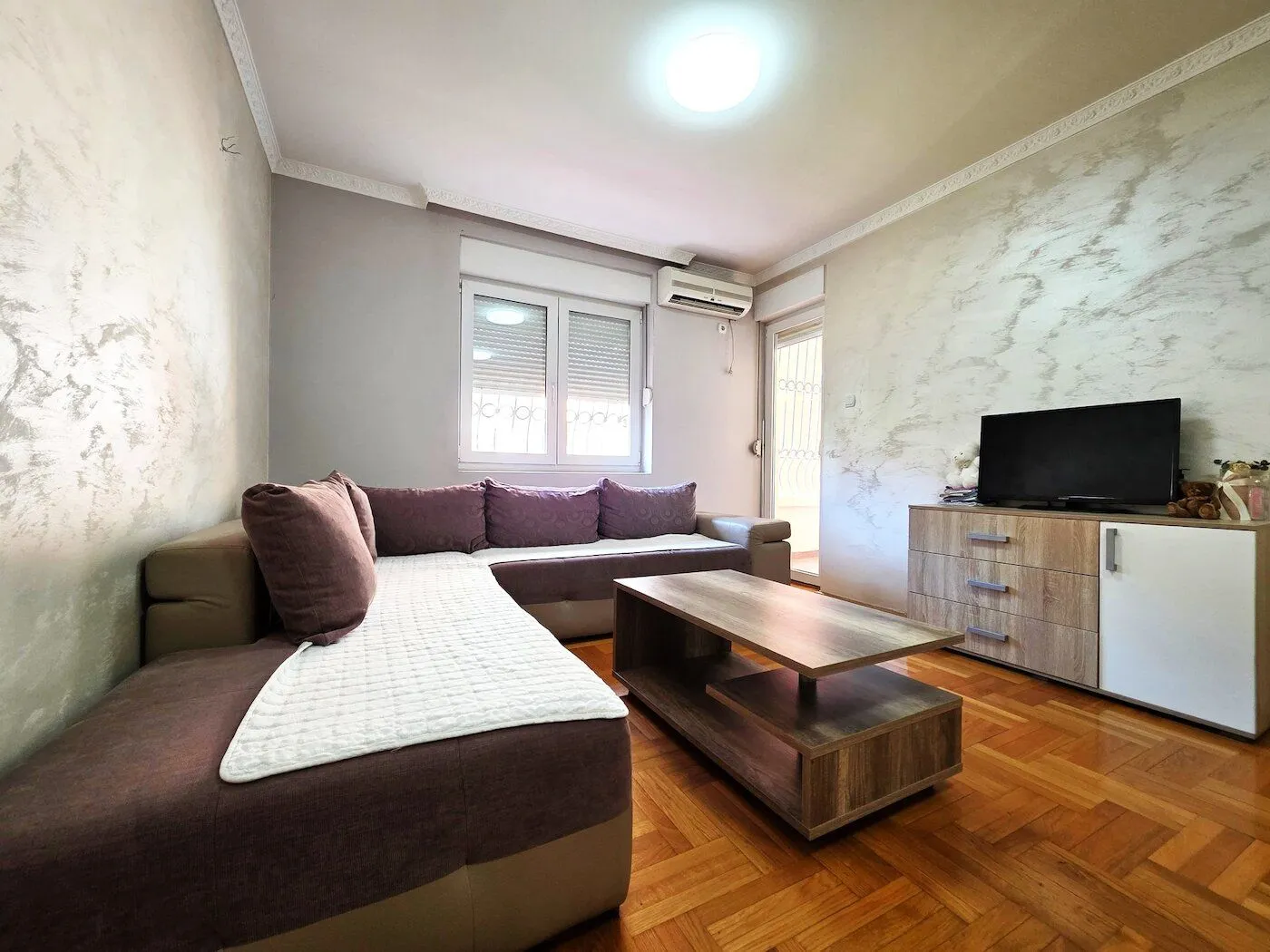 Rent, apartment, 44m², Stari Aerodrom, Podgorica
