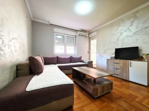 Izdavanje, stan, 44m², Stari Aerodrom, Podgorica - image 2