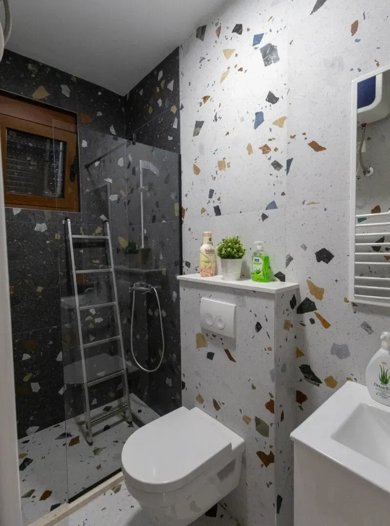 Rent, house, 180m², Podgorica, Crna Gora