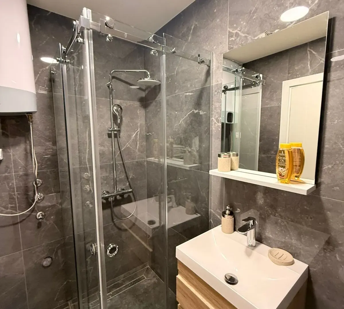 Rent, two bedroom apartment, 86m², Budva, Crna Gora