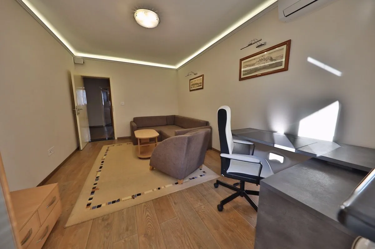 Prodaja, dvosoban stan, 64m², Dorćol Sve Podlokacije, Beograd