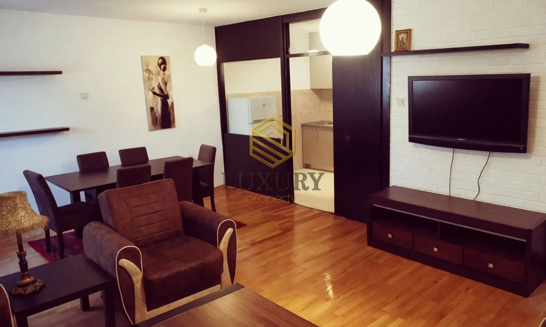 Izdavanje, jednosoban stan, 59m², Blok 5, Podgorica