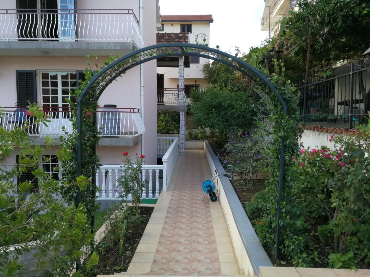Prodaja, kuća, 400m², Tivat, Crna Gora