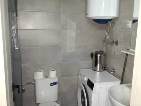 Izdavanje, jednosoban stan, 35m², Zabjelo, Podgorica - image 5