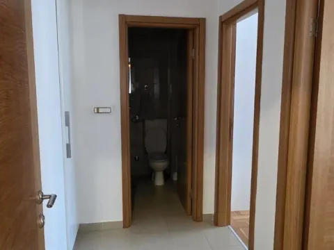 Rent, two bedroom apartment, 80m², Seljanovo, Tivat - image 10