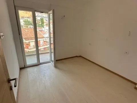 Prodaja, trosoban stan, 79m², Budva, Crna Gora - image 6