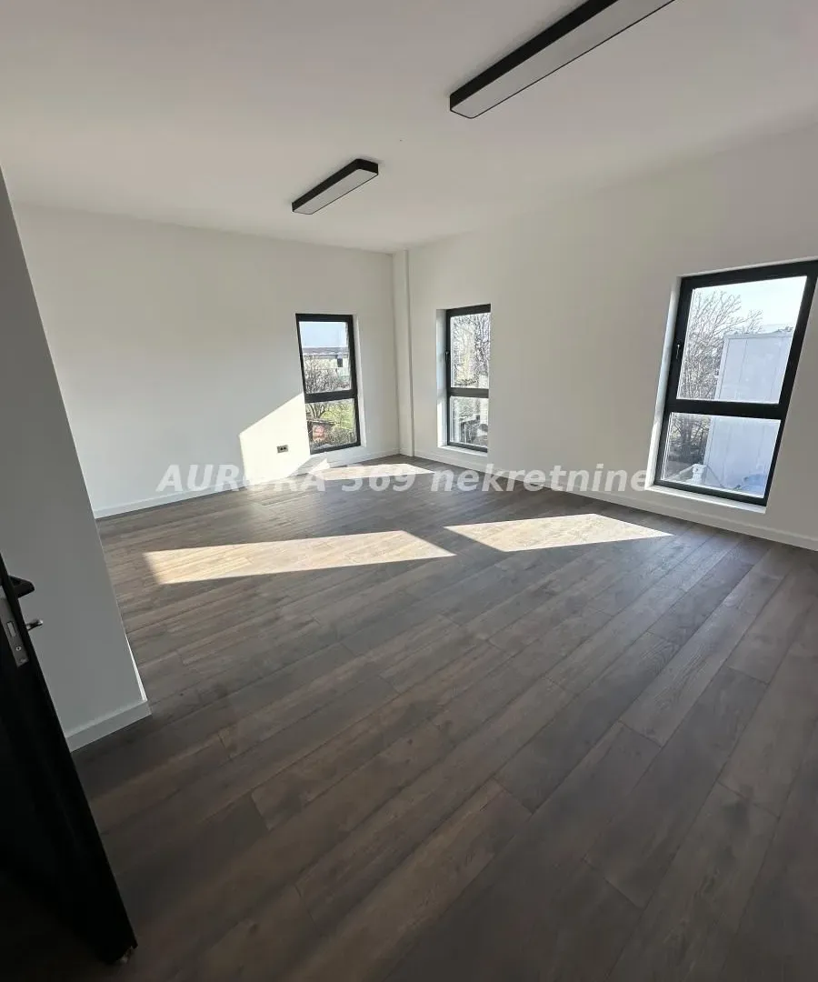 Sale, office space, 600m², Klisa, Novi Sad Sve Podlokacije