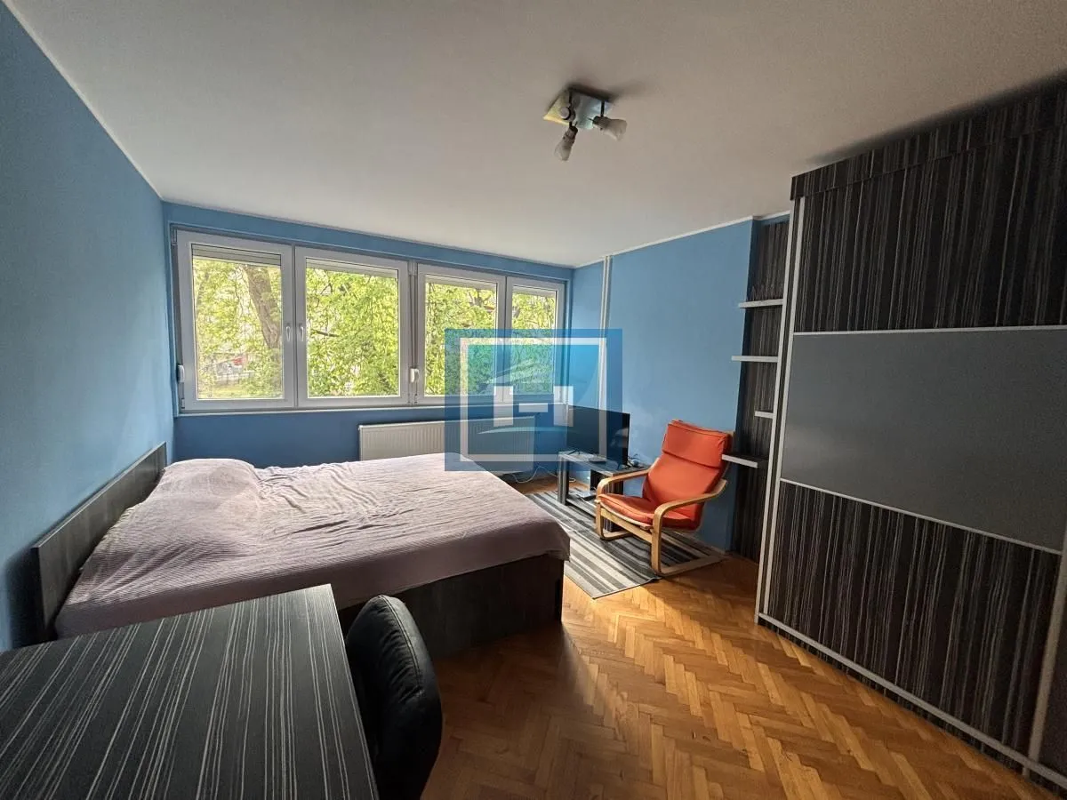 Prodaja, trosoban stan, 73m², Centar, Jagodina
