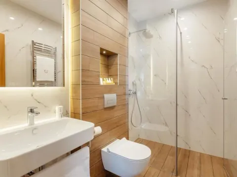 Izdavanje, jednosoban stan, 50m², Kotor, Crna Gora - image 2