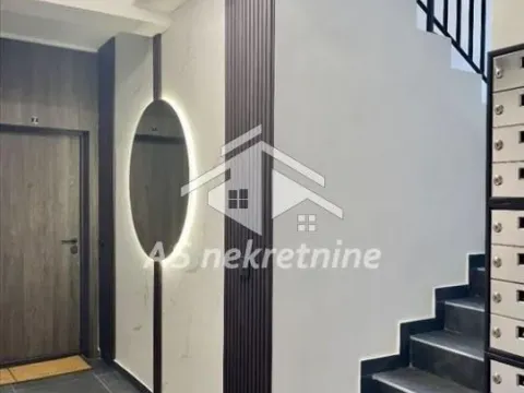 Rent, three bedroom apartment, 60m², Vračar Sve Podlokacije, Beograd - image 24