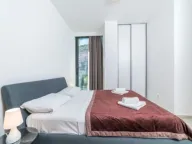 Rent, two bedroom apartment, 100m², Budva, Crna Gora - image 12