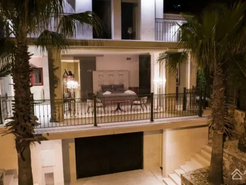 Prodaja, kuća, 238m², Krašići, Tivat - image 9