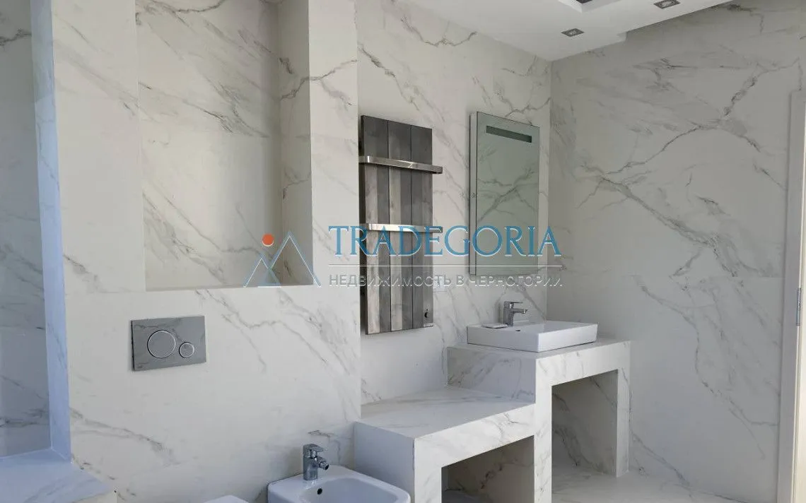 Prodaja, kuća, 365m², Utjeha, Ulcinj