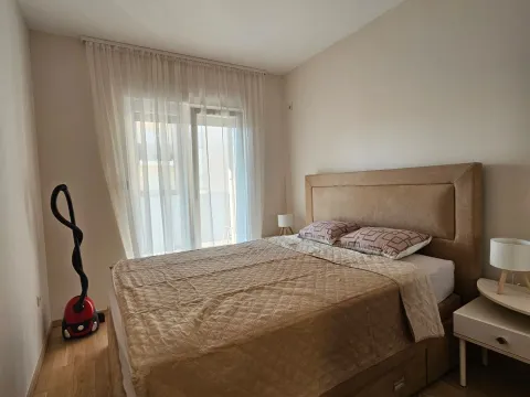 Izdavanje, stan, 50m², City Kvart, Podgorica - image 6