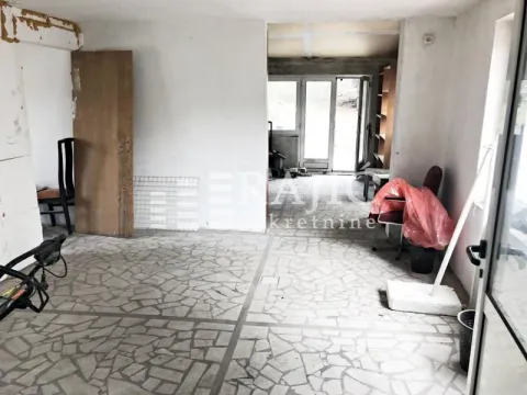 Rent, office space, 180m², Savski Trg, Beograd - image 4