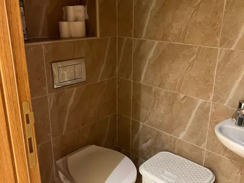 Izdavanje, dvosoban stan, 58m², Dalmatinska ulica, Podgorica - image 12